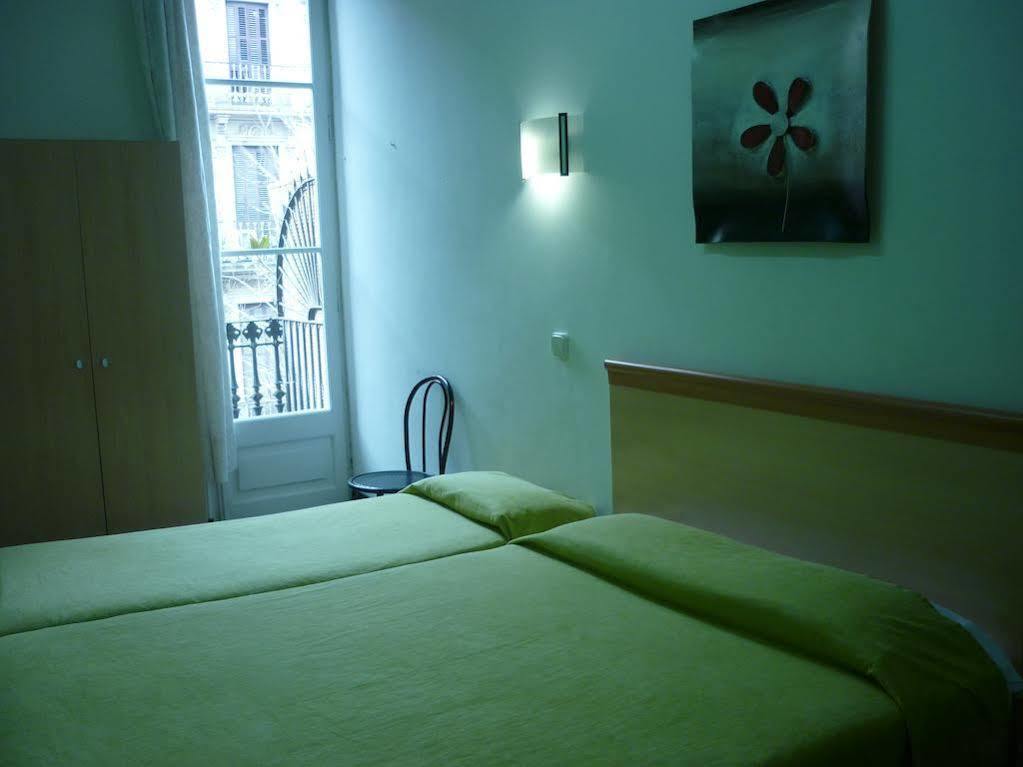 El Born Guest House By Casa Consell Barcelona Exterior foto